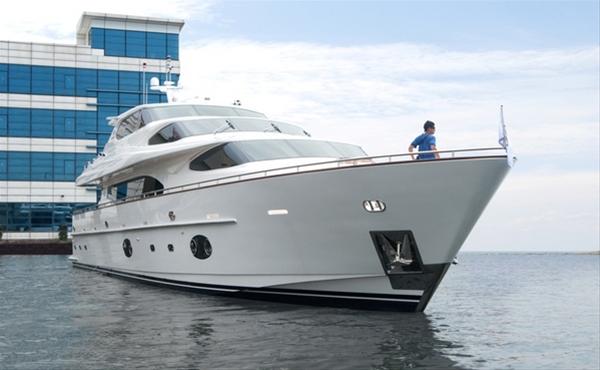 Luxury motor yacht AGORA by Horizon