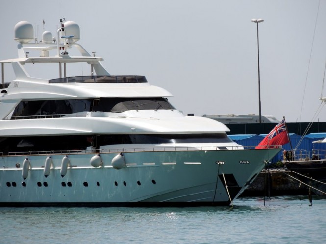 Luxury supeyacht TALAL Photo by Roberto Malfatti