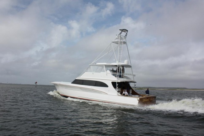 Luxury yacht Blank Check under sea trial
