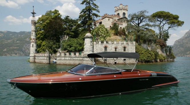 Aquariva Cento yacht tender for CRN superyachts 
