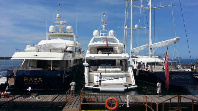 BBQ Dock Bali with three Superyachts