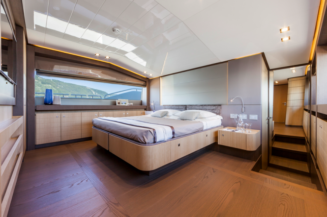 Ferretti 960 superyacht - owner suite