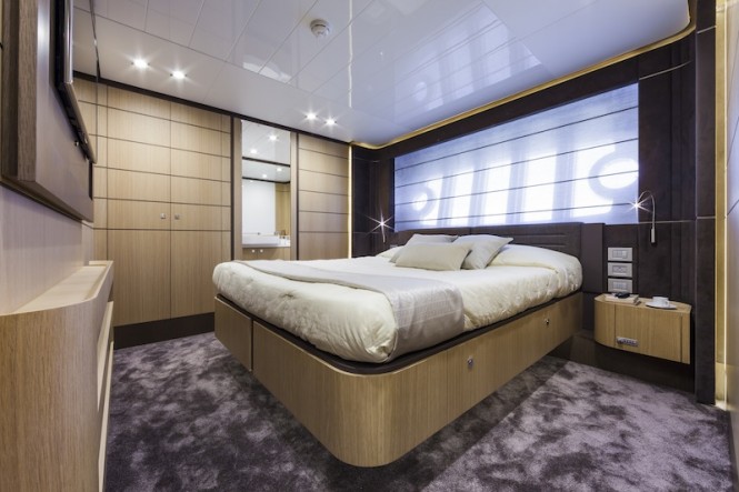 Ferretti yacht F960 - vip cabin