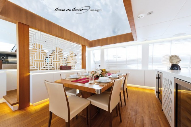 Luxury motor yacht Diamond - Dining