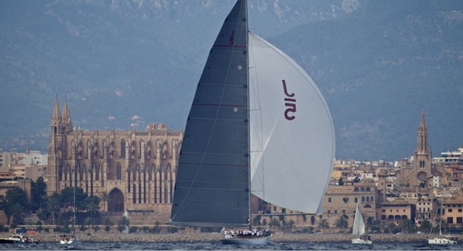 Ranger running to the line. Jesús Renedo 