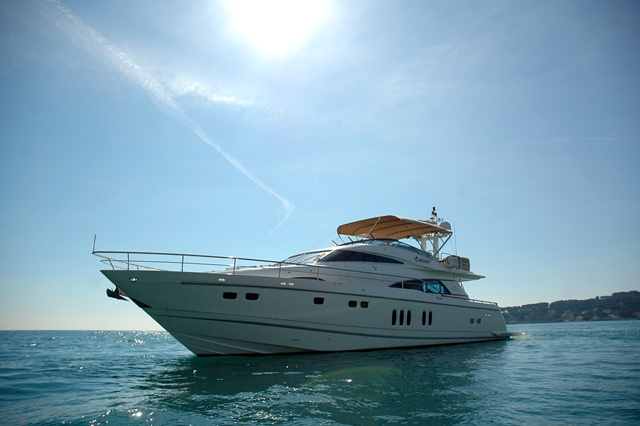 Squadron 74 charter yacht D5 built by Fairline Squadron 74 charter yacht D5 built by Fairline
