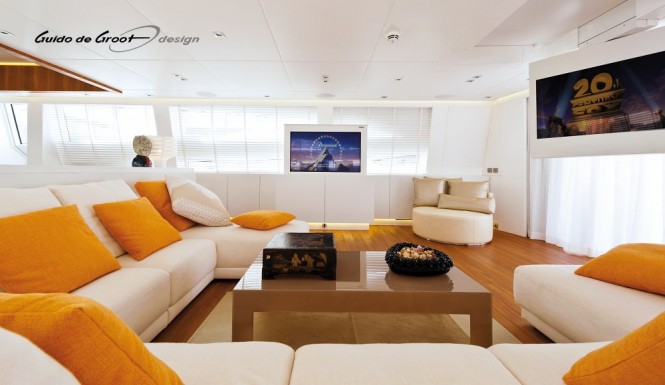 Superyacht Diamond - Saloon