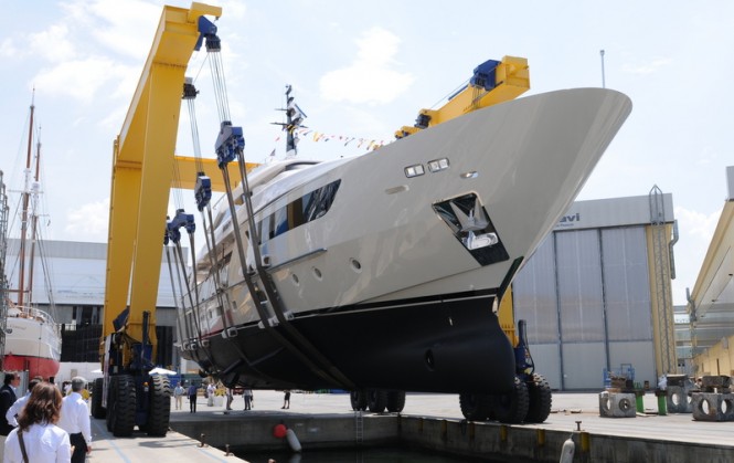 Luxury motor yacht Therapy ready to hit the water