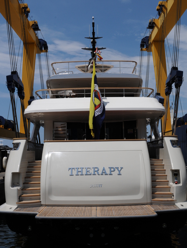 Sanlorenzo Yacht Therapy on the water - aft view