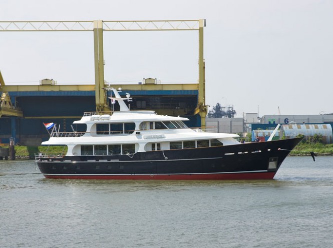 33m Lynx superyacht Heliad II with FEEBE board equipment