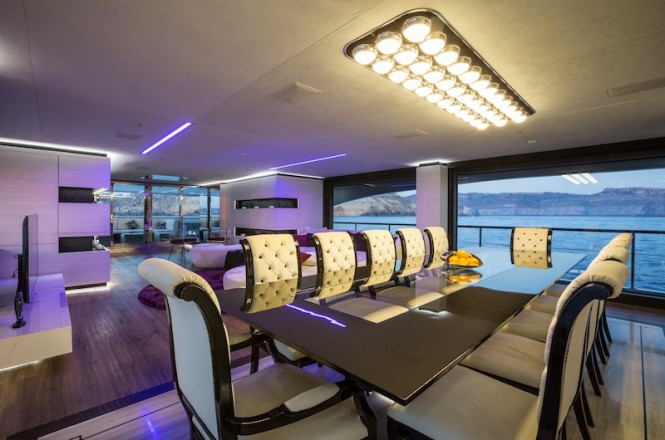 55m Benetti Ocean Paradise yacht - dining