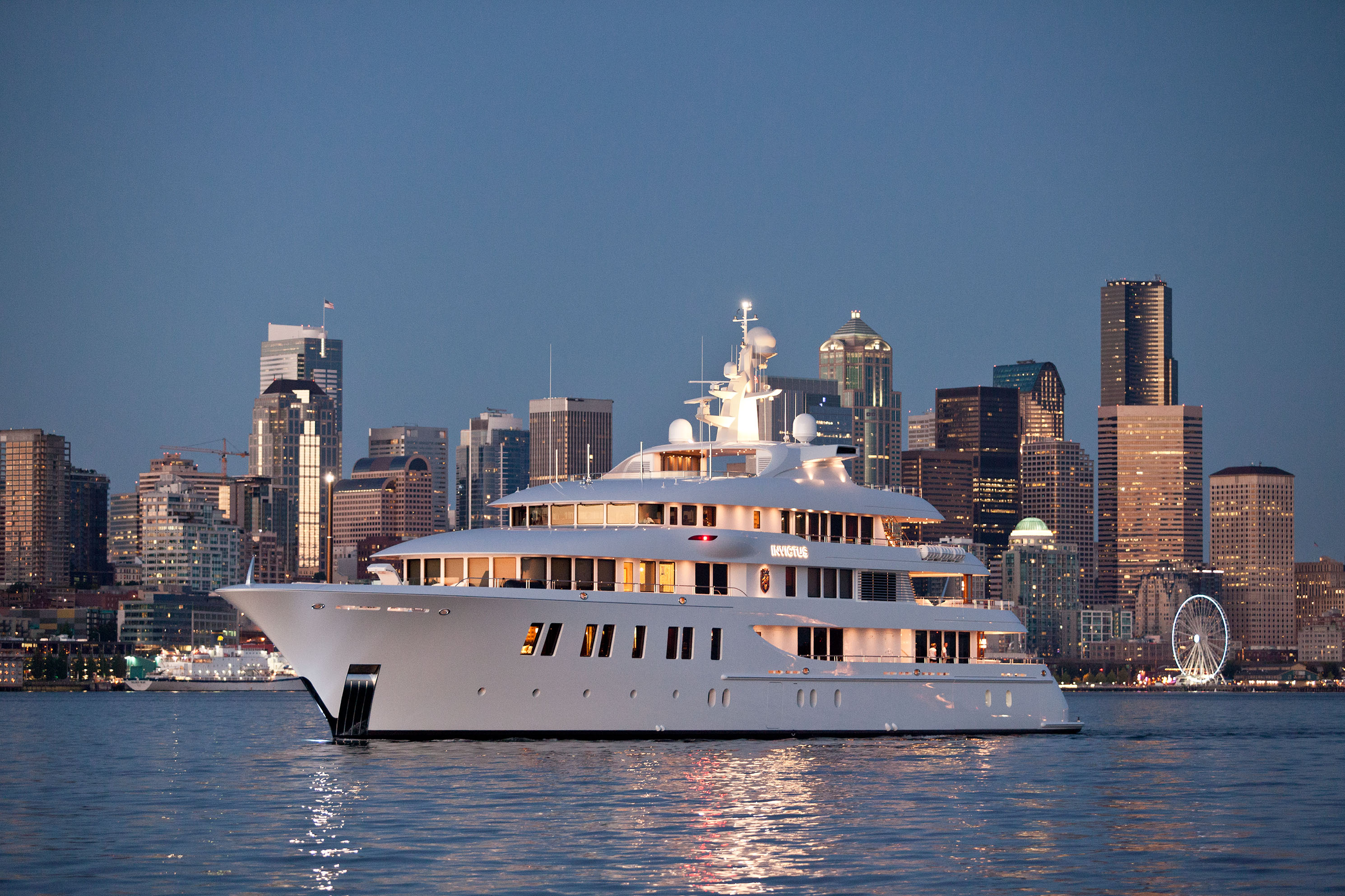 delta yacht charter