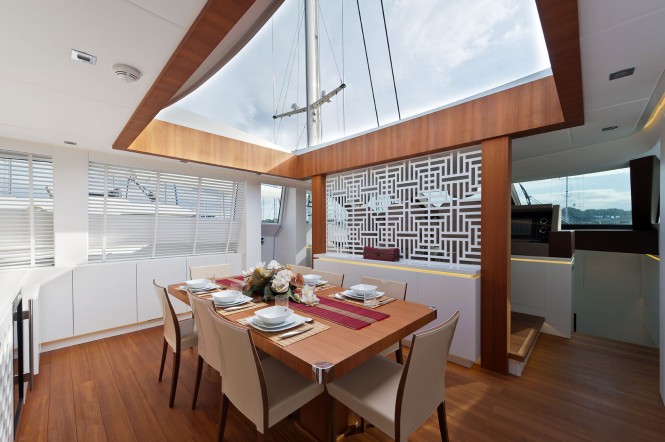 AB116 Yacht Diamond - Dining