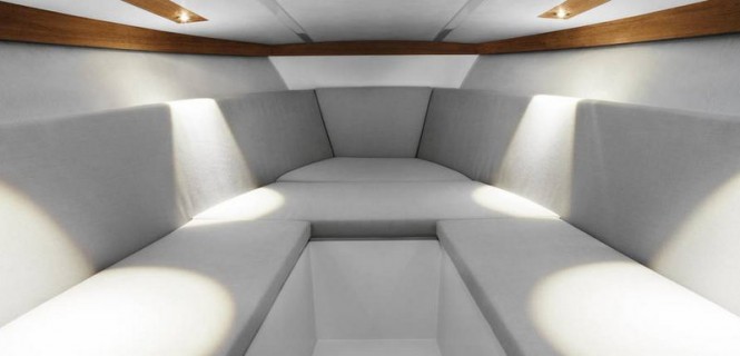 Frauscher 858 Fantom Yacht Tender - Interior