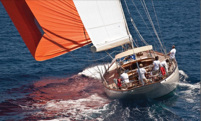 Hoek-designed luxury yacht Heartbeat - Photo by Joep Niesink Hoek-designed luxury yacht Heartbeat - Photo by Joep Niesink