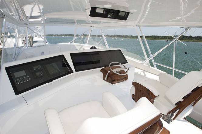 JB77 luxury yacht Blank Check - Wheelhouse