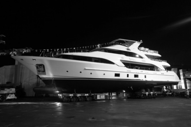 Launch of Benetti motor yacht DYNA