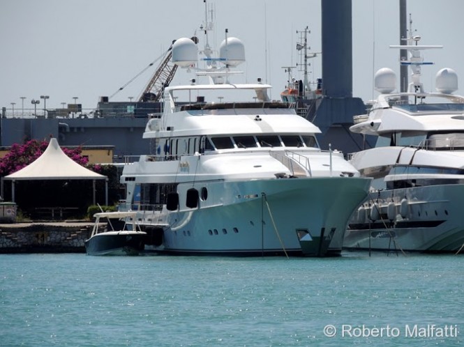 Luxury superyacht ONE MORE TOY Luxury superyacht ONE MORE TOY