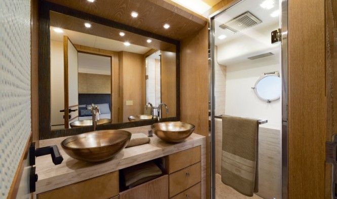 Luxury yacht MCY 86 - VIP Cabin - En Suite Bathroom Luxury yacht MCY 86 - VIP Cabin - En Suite Bathroom