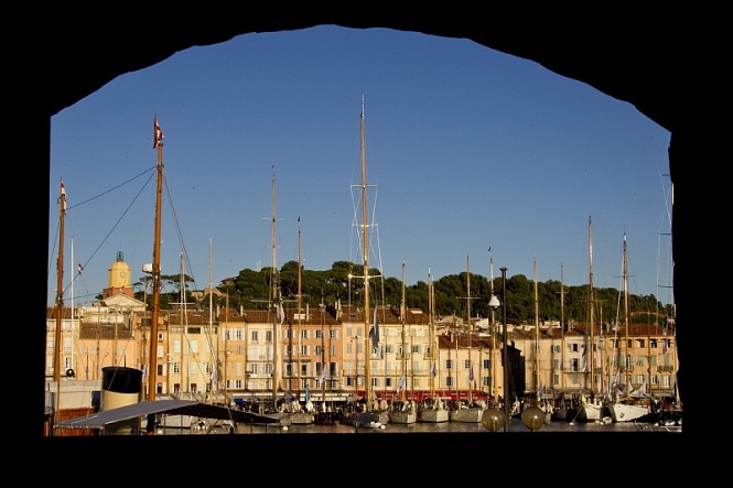 Saint-Tropez Harbour – Photo credit Rolex Carlo Borlenghi
