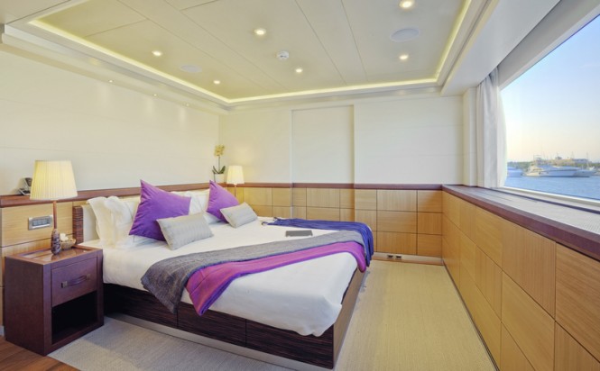 Quaranta Yacht - Aft suite