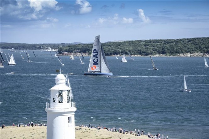 Charter yacht ICAP Leopard threads throughthe fleet off hurst castle