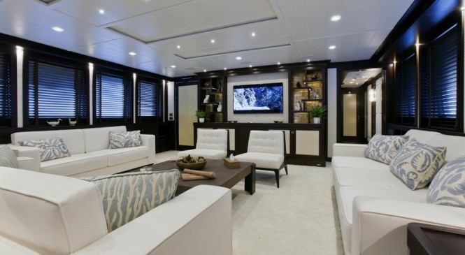 Luxury yacht Karia - Main Saloon