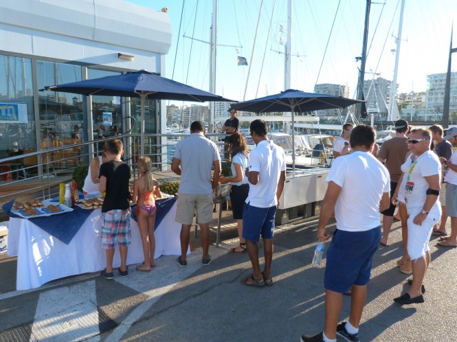 Marina Port de Mallorca  - Hot Dogs and Beers