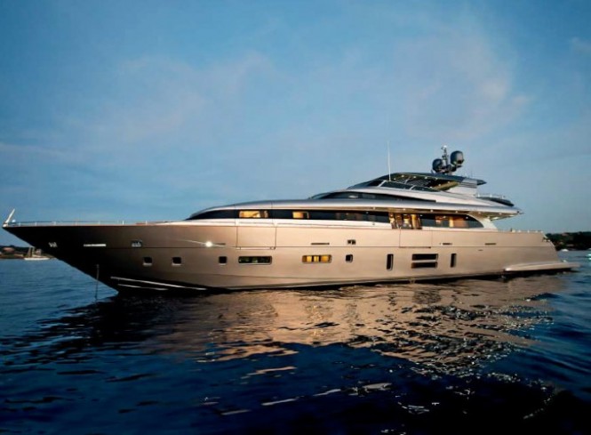 Picture of the sister ship to Canados 120 Yacht Friendship - First Canados 120 superyacht Far Away