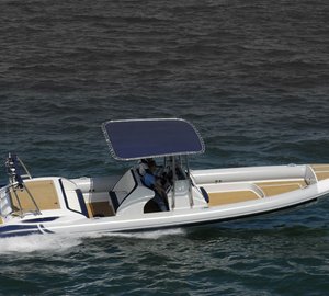 Scorpion Selene 97 T/T 120ft Benetti Yacht Sea Bluez survives a storm