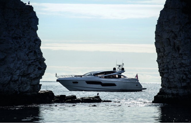 Sunseeker Predator 80 Yacht Sunseeker Predator 80 Yacht