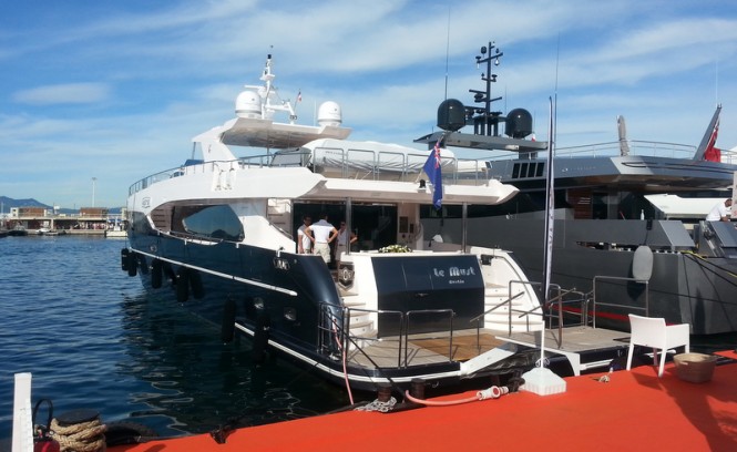 Majesty 105 motor yacht Le Must in Cannes Majesty 105 motor yacht Le Must in Cannes
