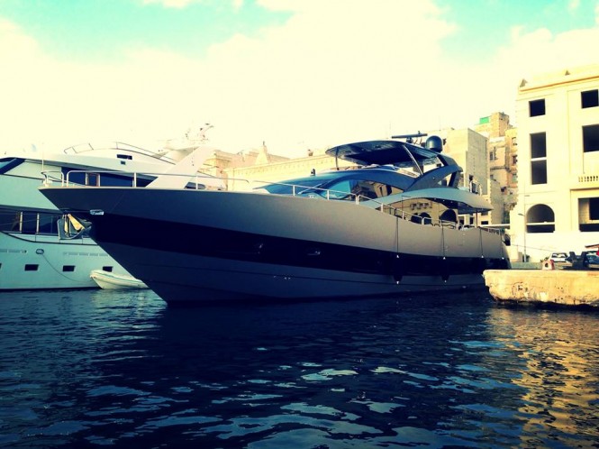 28M Sunseeker superyacht Merrick after a full vinyl wrap colour change