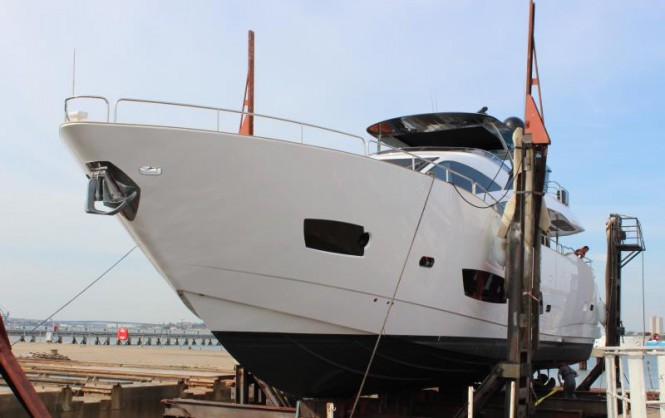 28m Sunseeker Yacht Merrick at Solent Refit before being completely wrapped in vinyl