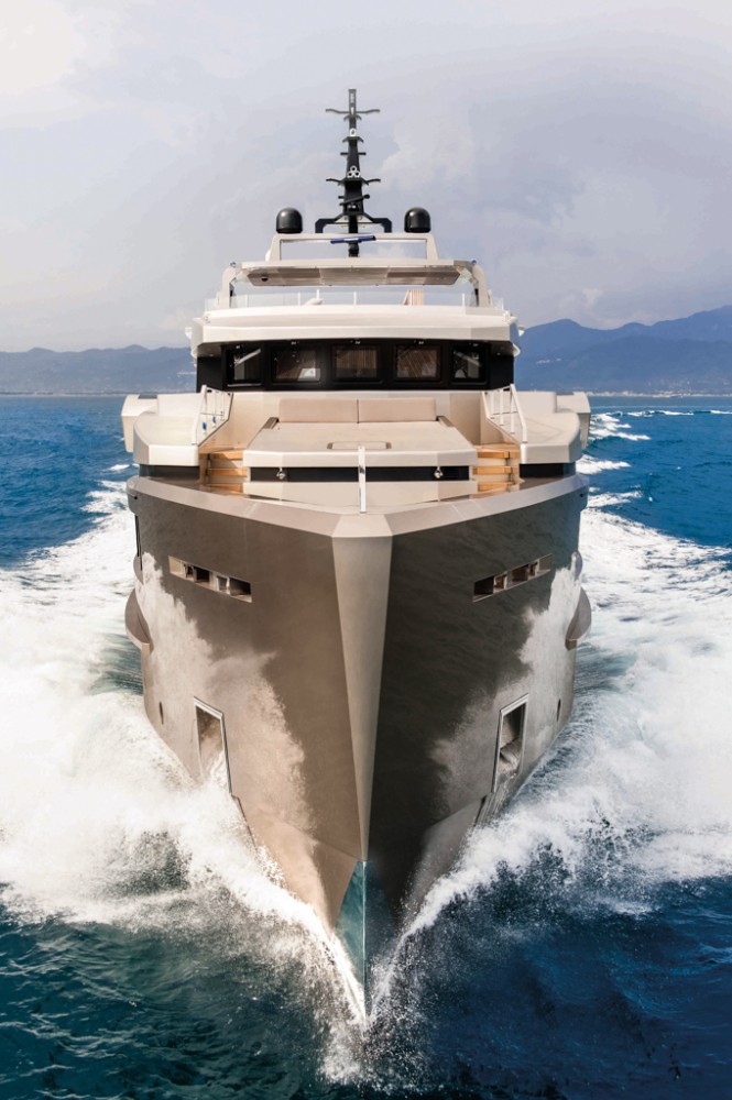 Amiral Tecnomar Motor Yacht CACOS V