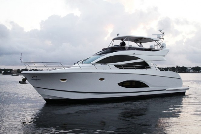 Horizon E56 Yacht