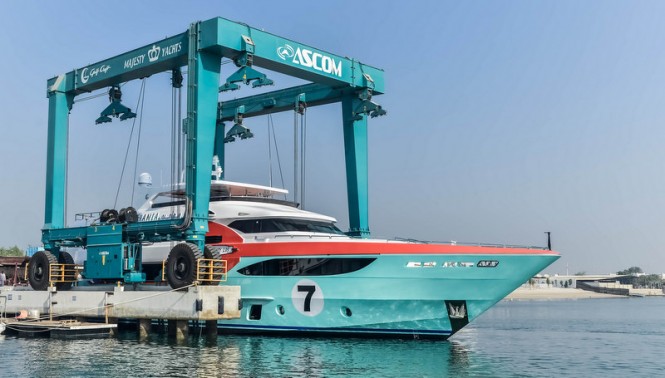 Luxury motor yacht Sehamia on the water