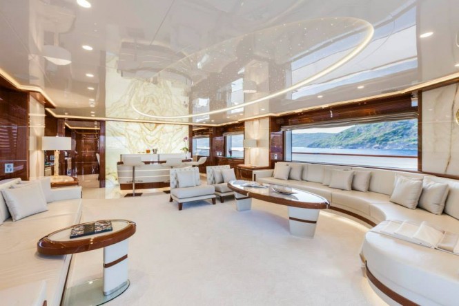 Luxury yacht Vellmari by Rossinavi - Salon - Copyright- Alberto Cocchi