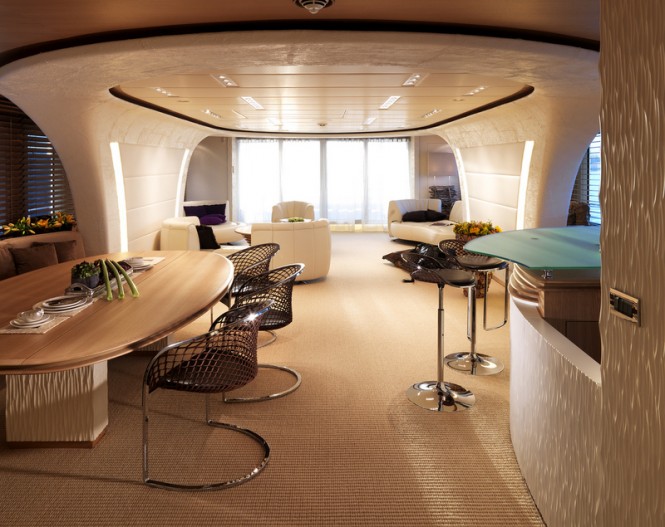 Motor yacht Sofia - Interior - Photo by Dick Holthuis Motor yacht Sofia - Interior - Photo by Dick Holthuis