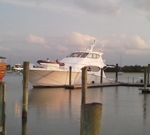 Successful sea trials for new motor yacht Hatteras 77 equipped with Seakeeper Model 26000 gyro stabilizer