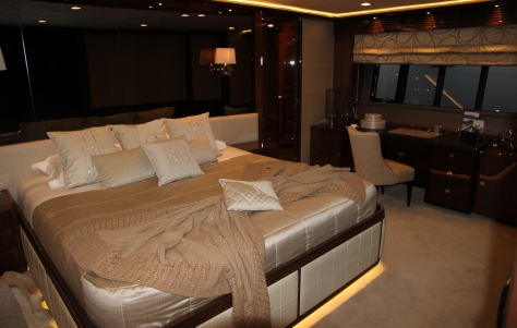 Princess 98 Yacht - Cabin