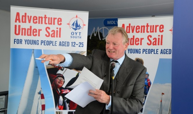 Nick Bonham, auctioneer at the event, in action