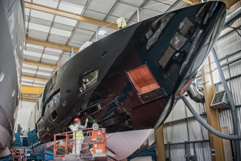 Windows are in place for Sunseeker 101 Sport superyacht Hull no. 1