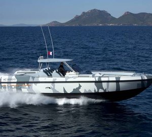 COUACH Hornet 1300 superyacht tender confirms all expectations 