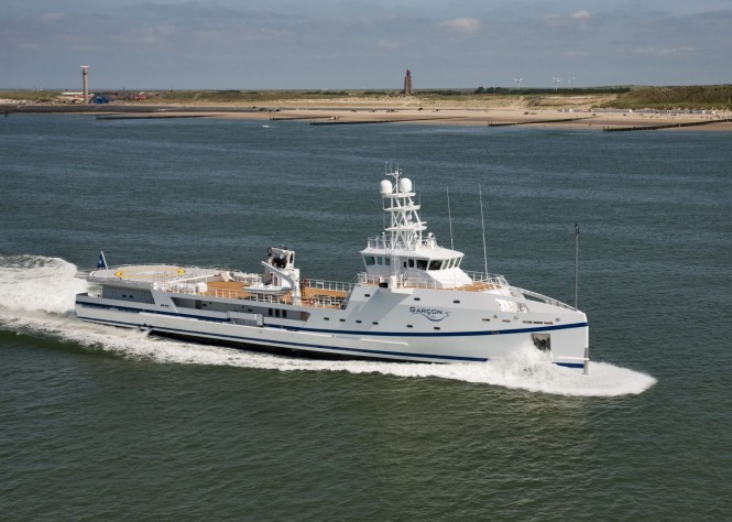 Fast Yacht Support vessel GARÇON