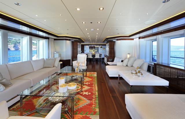Ileria Yacht - Interior