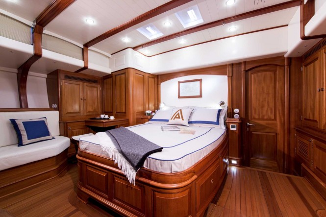 Luxury yacht Tempus Fugit - Cabin