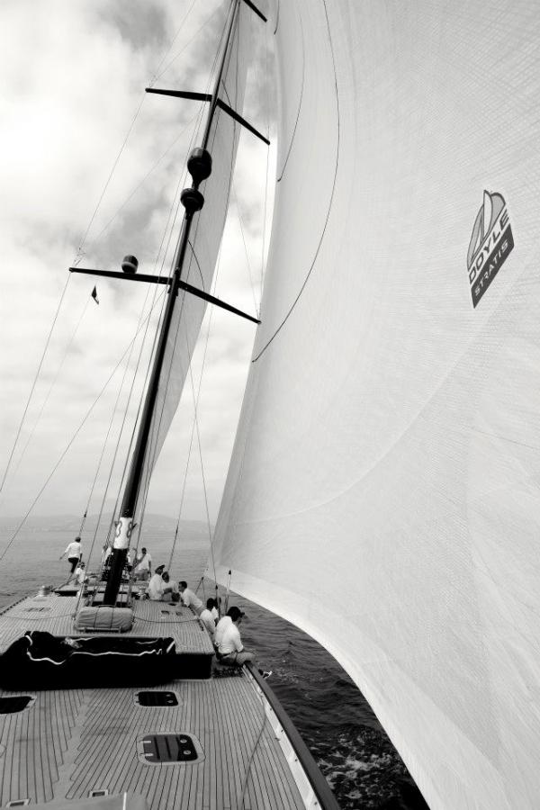 Luxury yacht Tempus Fugit