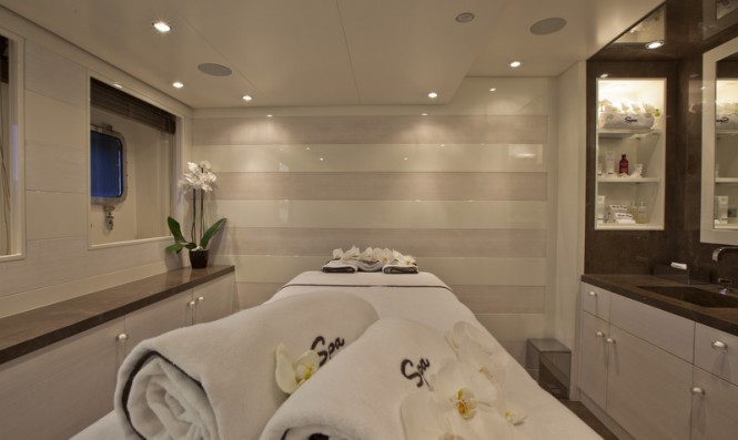 Superyacht CHOPI CHOPI - Massage room lower deck