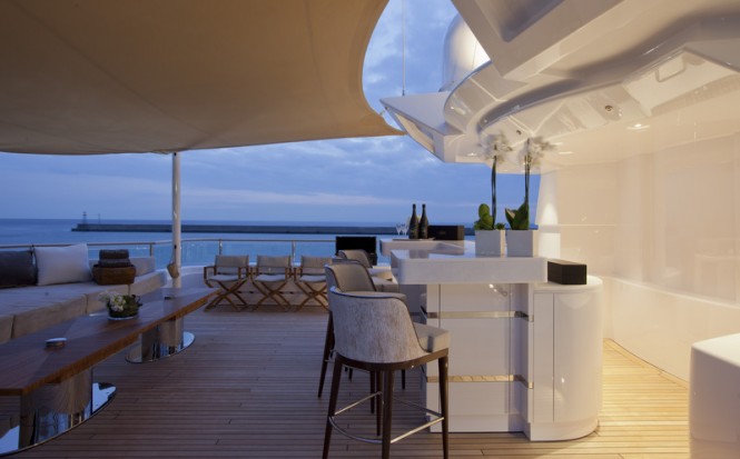 Superyacht CHOPI CHOPI - Sun deck bar